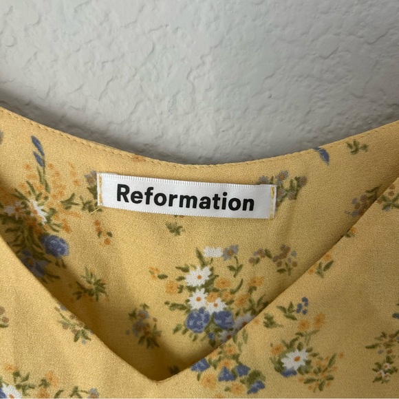 Reformation Marlowe Dress in Felicity - Picture 3 of 6